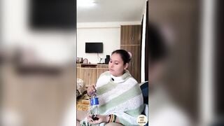 इंडियन कपल कैमरे पर चुदाई दिखा रहा है