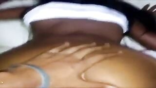 सांवली सलोनी चिकनी की चूत चुदाई