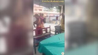 हीजड़ों ने थाने में नग्न प्रदर्शन किया