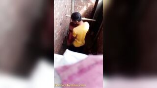 चूमाचाटी करके लड़की ने लंड चूसा