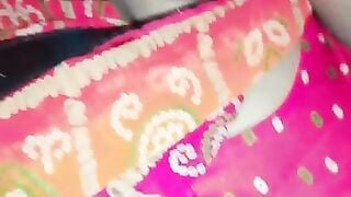 देवर ने भाभी की साड़ी उठा कर चोद दिया