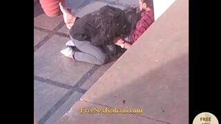जवान लड़कियां पढ़ने जाती हैं या …