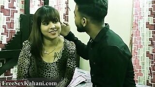 जवान लड़की ने ऑफिस के बन्दे से चुदवाया