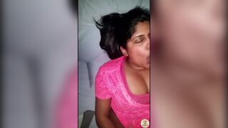 देसी भाभी ने लंड चूसने का मजा लिया