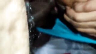 देसी कमसिन लड़की की गुलाबी चूत की चुदाई