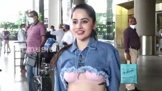 बिग बॉस वाली उर्फी जावेद एयरपोर्ट पर अजीब टॉप में ब्रा दिखा रही
