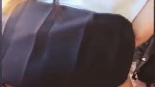 12वीं की लड़की यूनिफोर्म में यार से चुद रही है