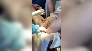 आदमी की गांड में पूरा डिल्डो