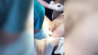 आदमी की गांड में पूरा डिल्डो