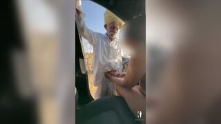 पूरी नंगी लड़की और 70 साल के बूढ़े का बड़ा लंड