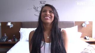 भारतीय मूल के भाई बहन आपस में चुदाई कर रहे हैं