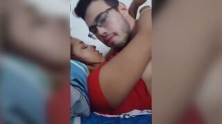 सेक्सी लड़की ने बॉयफ्रेंड के साथ सेक्स की वीडियो बनाई