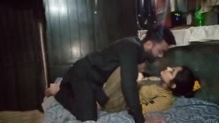 जवान भाभी ने पड़ोसी से चूत मरवाई