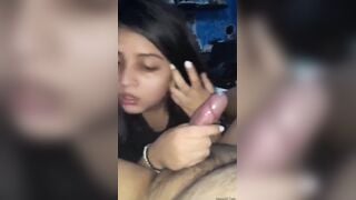 जवान लड़की लंड चूस कर डॉग्गी स्टाइल में चुदी