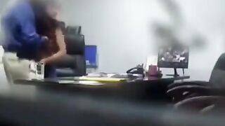 ऑफिस में बॉस और स्टाफ की लड़की का सेक्स