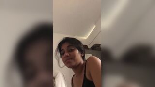 कमसिन लड़की ने सुबह सुबह चाचा की मलाई चाटी