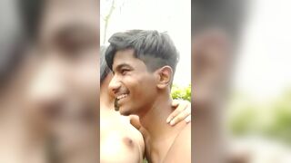 टीन गर्ल बॉयफ्रेंड के साथ नंगी मस्ती